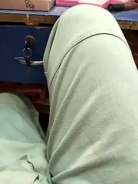 mohit08desi live sex cam