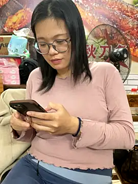 Bella0815 live sex cam