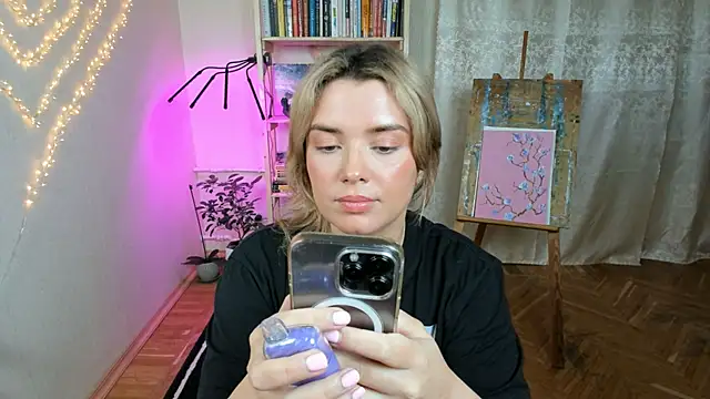 BrightDani's cam snapshot