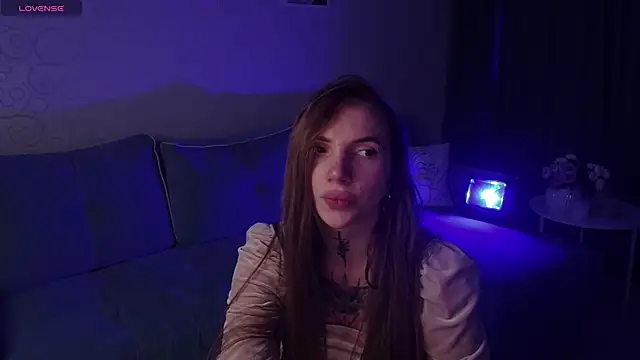 AnneTenet's cam snapshot