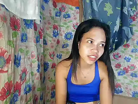 PinaySkinnyGirl's cam snapshot