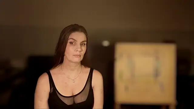 NoNudeElie's cam snapshot