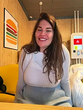 TattooGirlAlia live sex cam