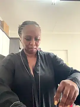 Bootyliciouse21X's cam snapshot