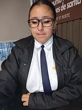 Cute_Penelope's cam snapshot