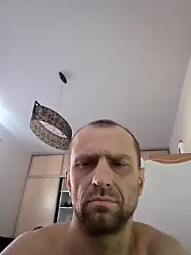 Roman0798 live sex cam