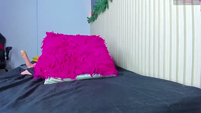 Aida-nicolle's cam snapshot