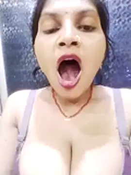 kiara-simmi's cam snapshot