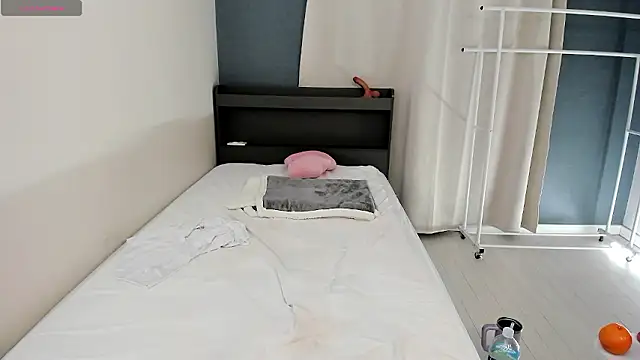 yeji_2001 live sex cam