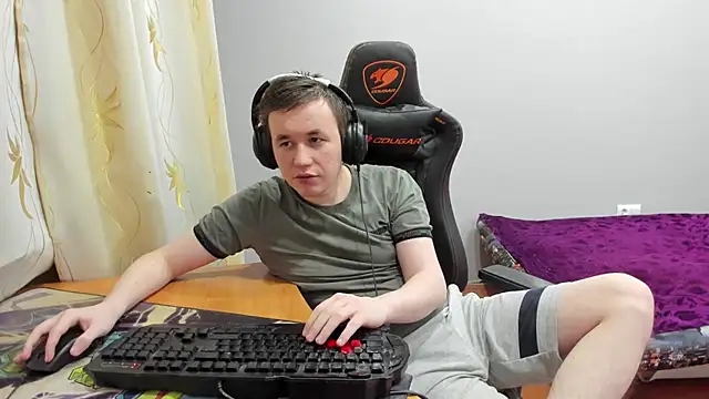 iliaskrislove live sex cam