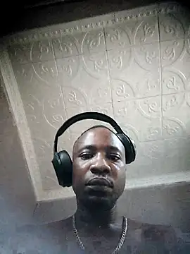 TheeRealShow live sex cam