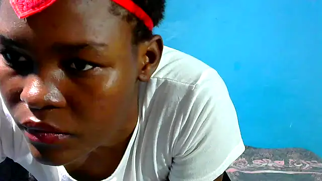 VirginPrincess06's cam snapshot