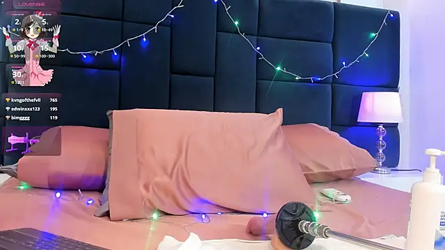 dulce_char's cam snapshot