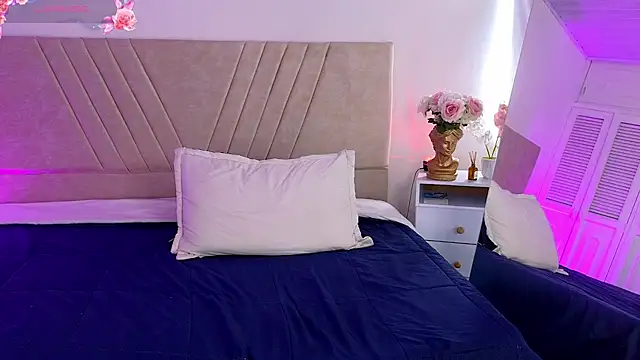 NatashaBlade_'s cam snapshot