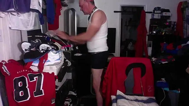 DILFJockDad87's cam snapshot