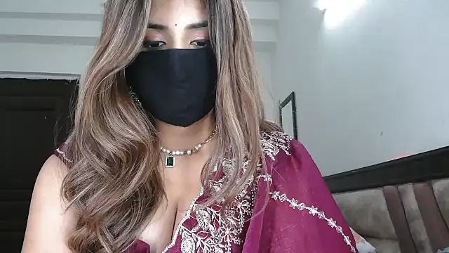 Meadow_Rain's cam snapshot