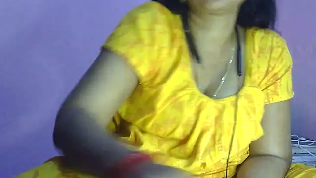 Pooja-suman's cam snapshot