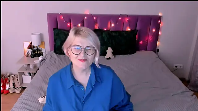 sabrinamacmarren's cam snapshot