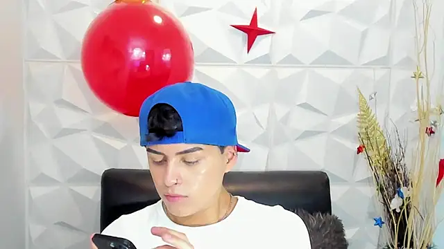 Sam_Daves's cam snapshot