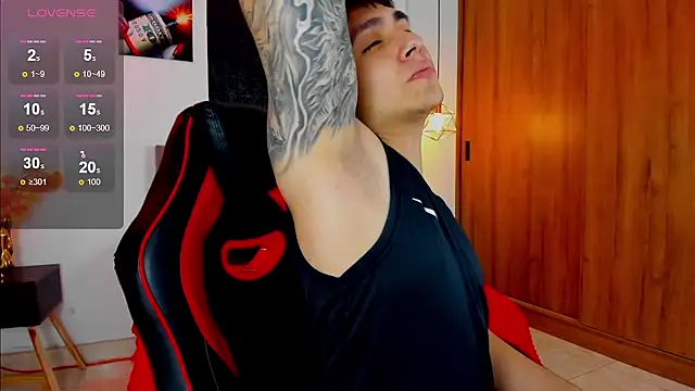 Nicolas_James_Sc's cam snapshot