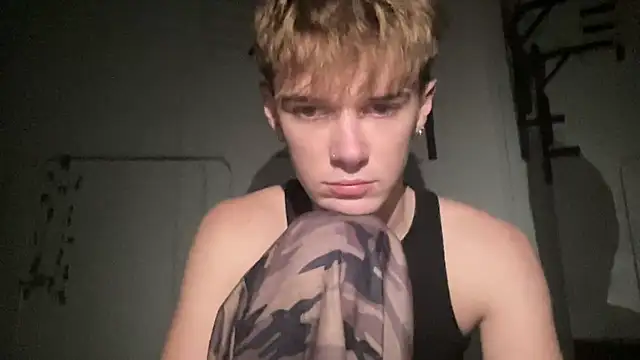 Milk_Guy live sex cam