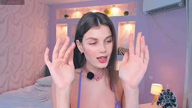 FloraDobb live sex cam