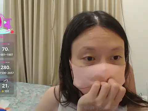 Lil-Cherries's cam snapshot