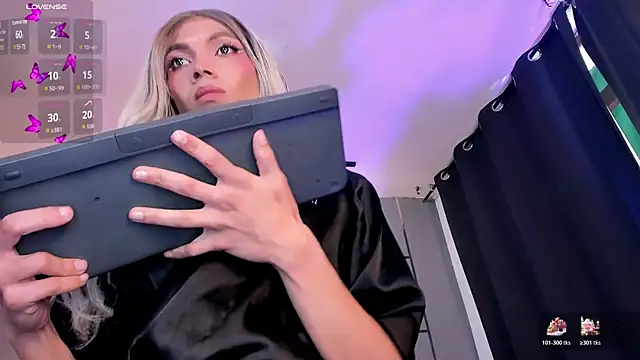 Megan_Do_Santos live sex cam