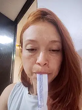 SweetBriana's cam snapshot