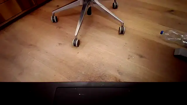 10_1992's cam snapshot