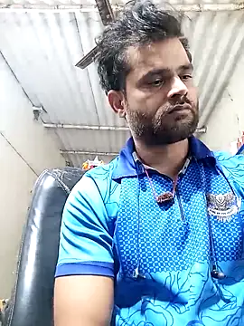 Priynkarani's cam snapshot