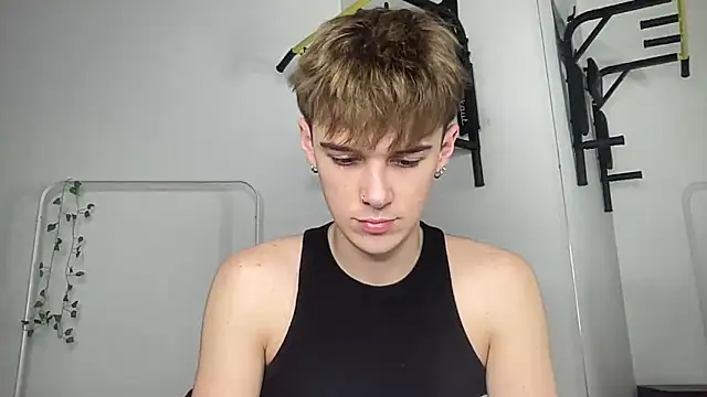 Milk_Guy's cam snapshot