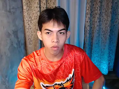 Urhotsilverboy's cam snapshot