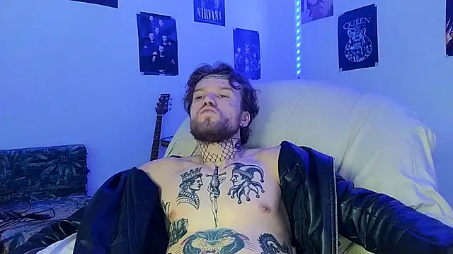 Huntall77's cam snapshot