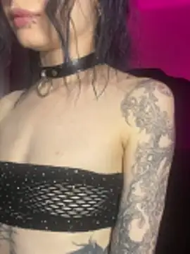 tributetoluxury's cam snapshot