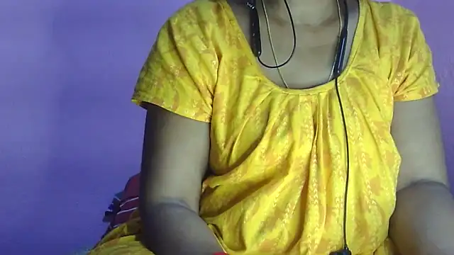 Pooja-suman's cam snapshot