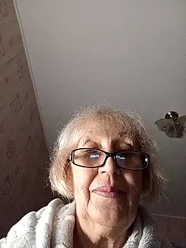 Anatolia5961's cam snapshot