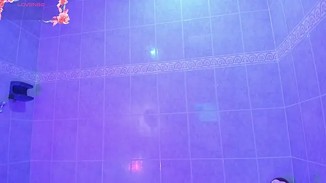 VictoriaSaenz1_'s cam snapshot