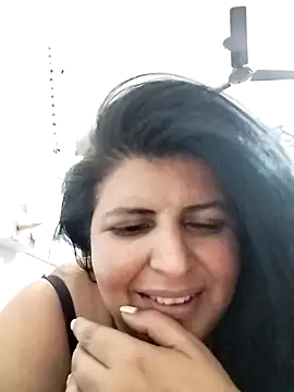 Jann_Riya333's cam snapshot