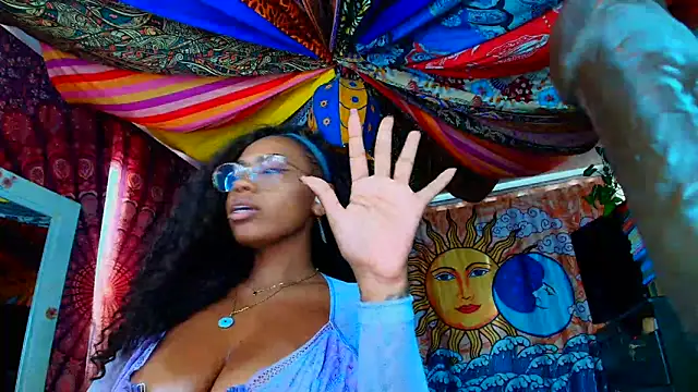 ElizaGrey_'s cam snapshot