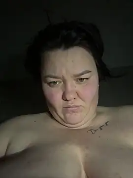 SunnyLeila2101's cam snapshot