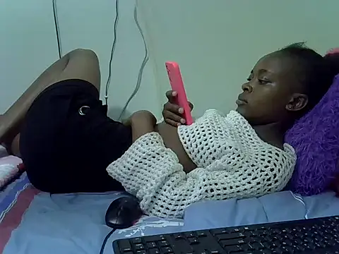 just_nuru's cam snapshot