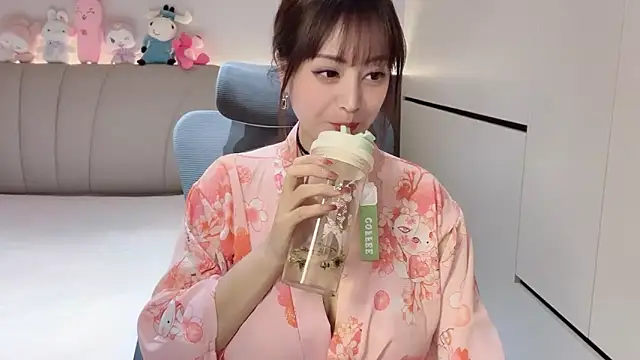 Koo-liy's cam snapshot