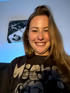 AlisaWhite's cam snapshot