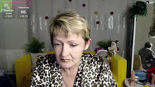 SexyGrandma_'s cam snapshot