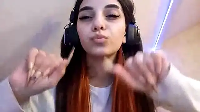 KizzieSchronce's cam snapshot