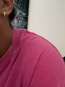 AshleyLoveee's cam snapshot