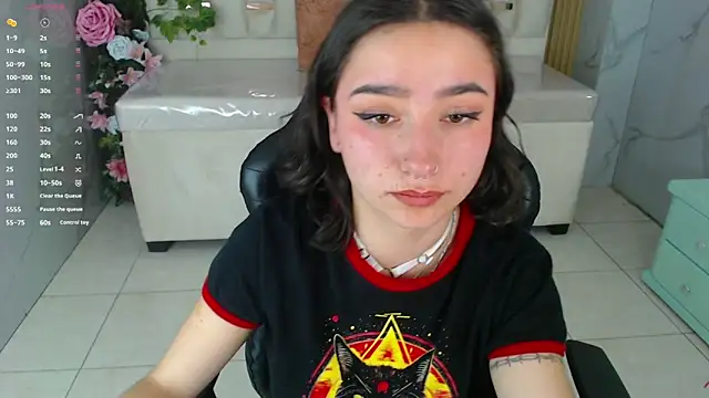 venuss09_s's cam snapshot