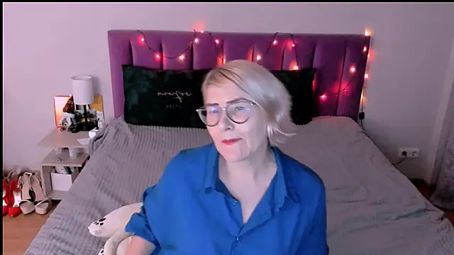 sabrinamacmarren's cam snapshot