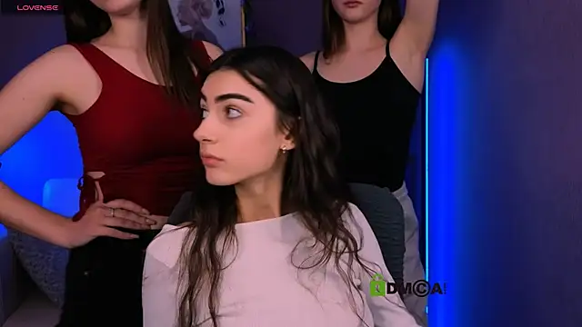 nekky_mouse live sex cam